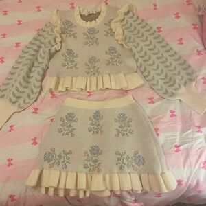 Mûre Grand skirted sweater set